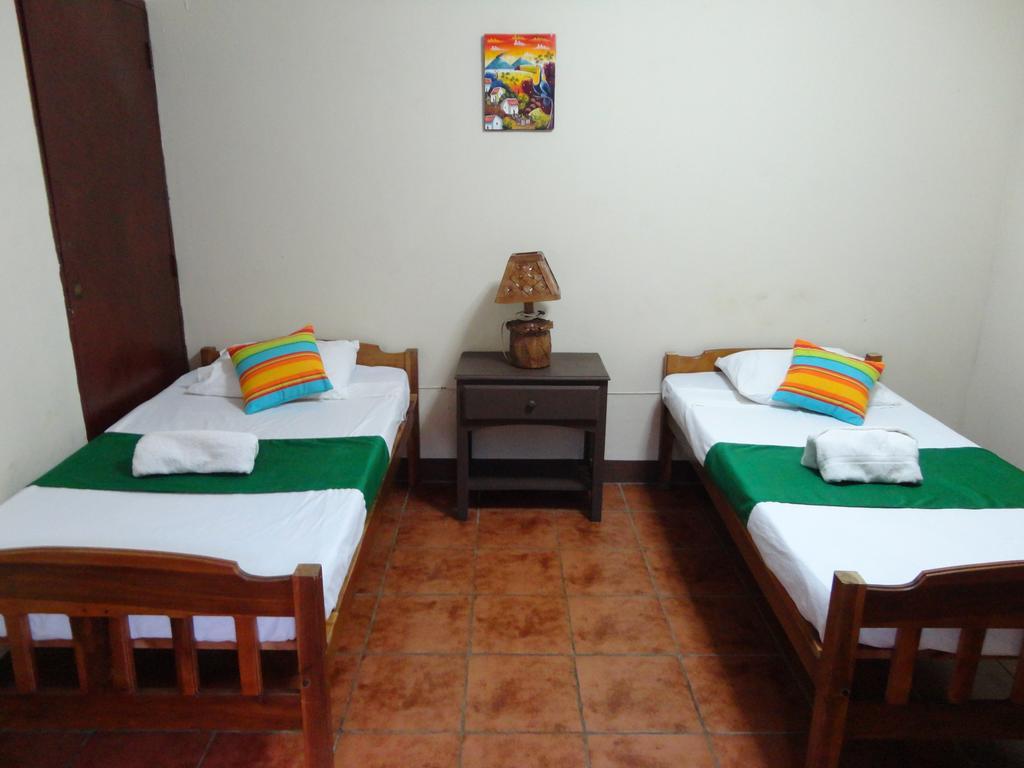 Hostal El Jardin León Dış mekan fotoğraf
